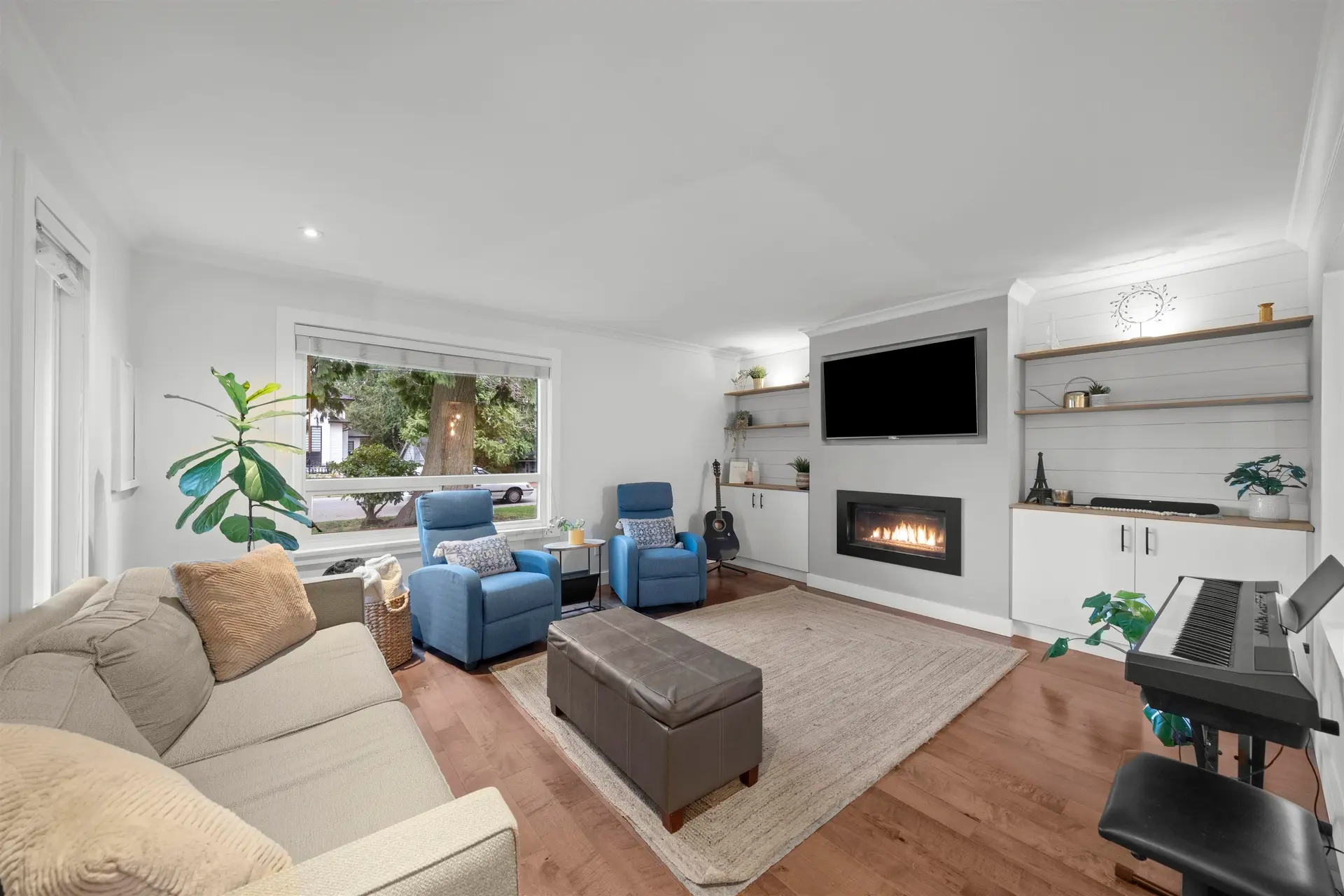 Property at 13507 15 Avenue, Surrey, BC