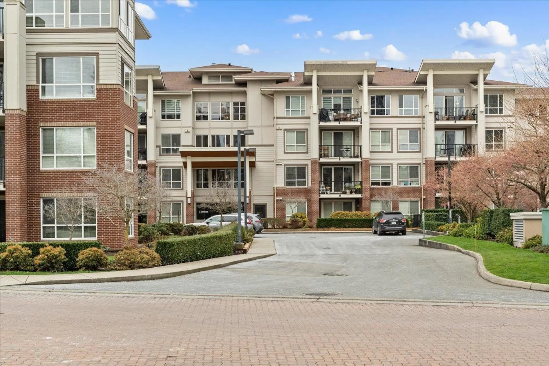 Property at #402 3192 Gladwin Road, Abbotsford, BC