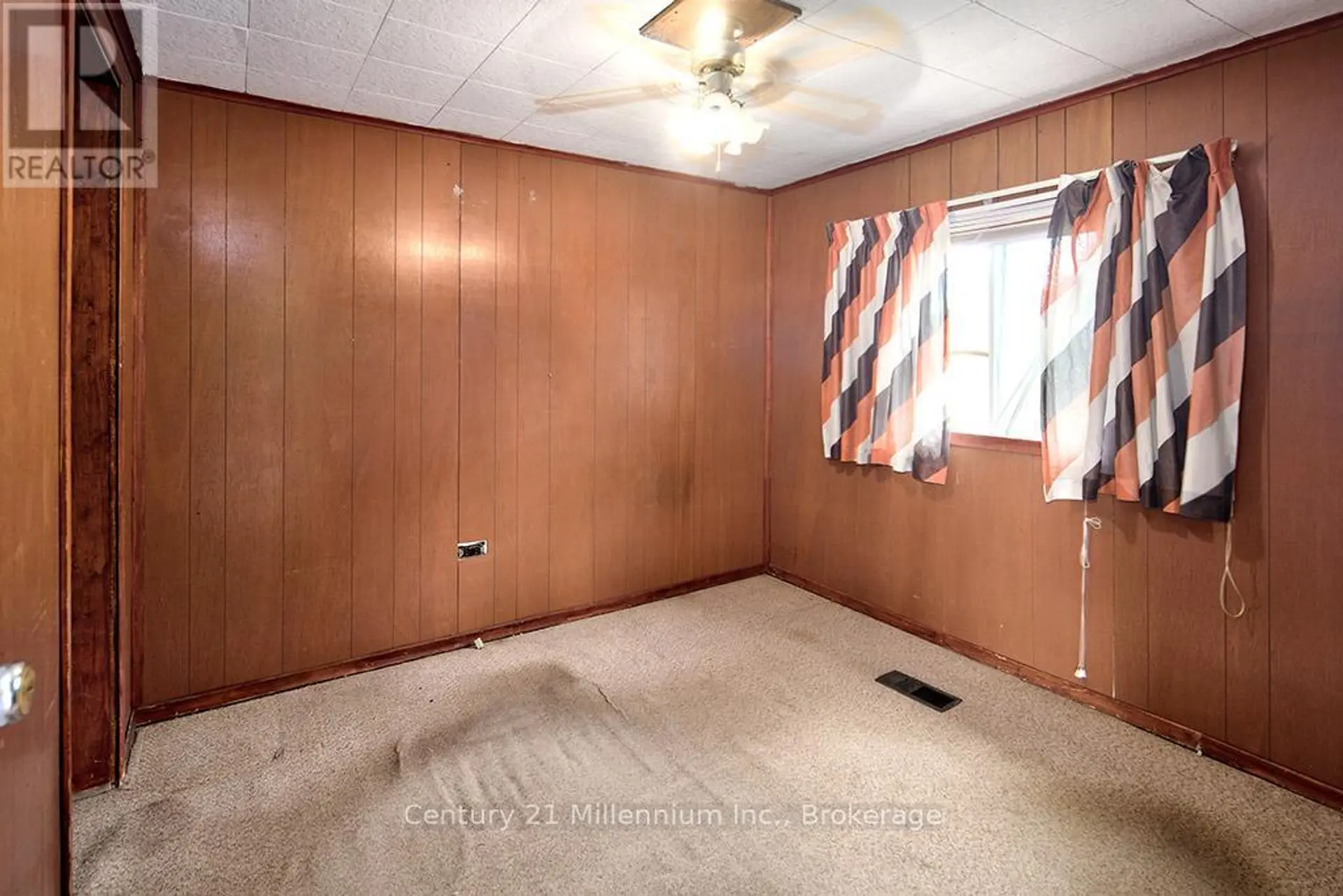417047 TENTH LINE - Image 9