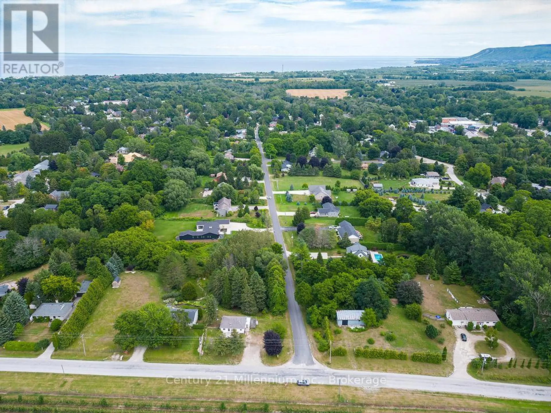 417047 TENTH LINE - Image 13