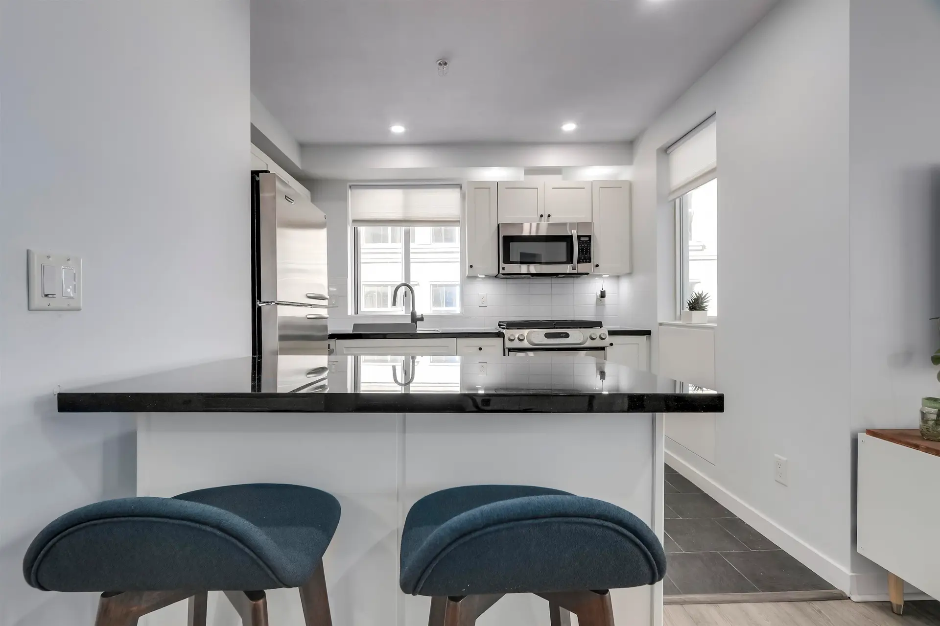 #302 122 E 3rd Street - Image 7