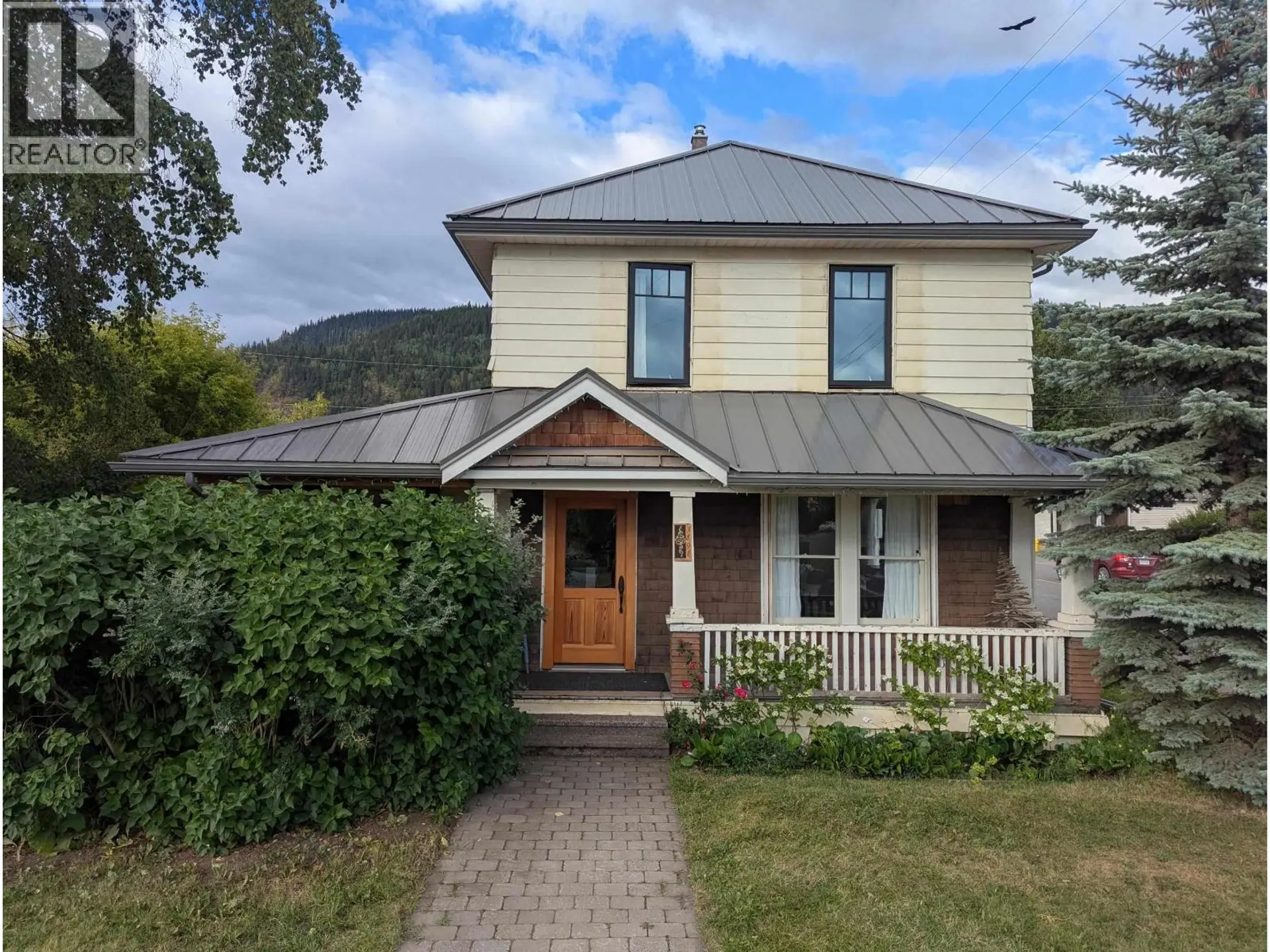 Property at 3891 BROADWAY AVENUE, Smithers, BC