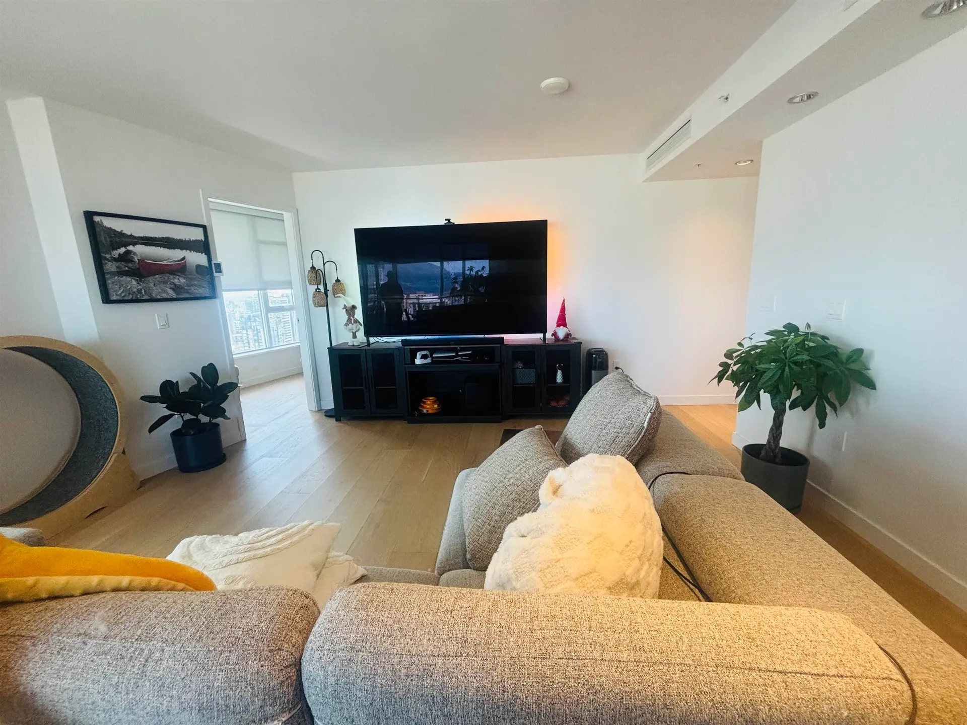 Property at #3502 1289 Hornby Street, Vancouver, BC
