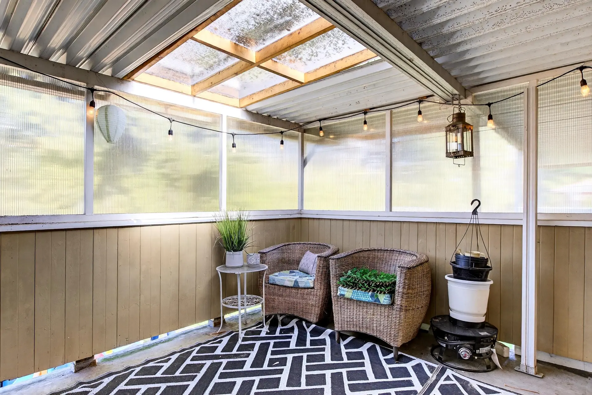 1167 Laburnum Avenue - Image 7