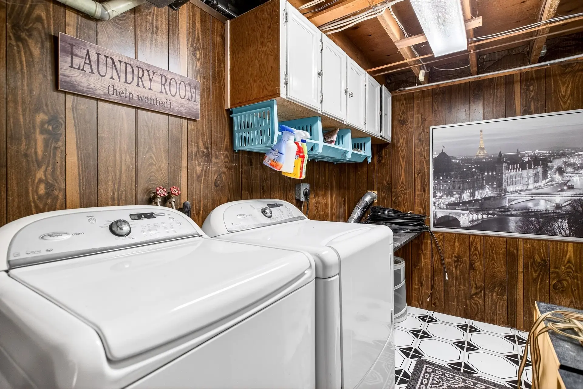 1167 Laburnum Avenue - Image 15