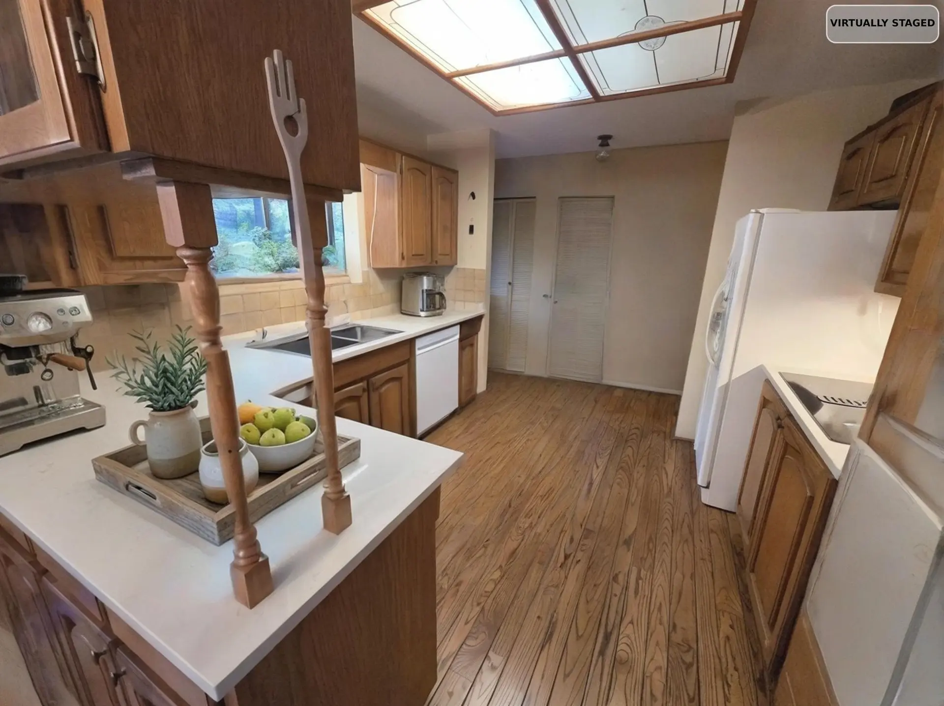 Property at 211 N Warwick Avenue, Burnaby, BC