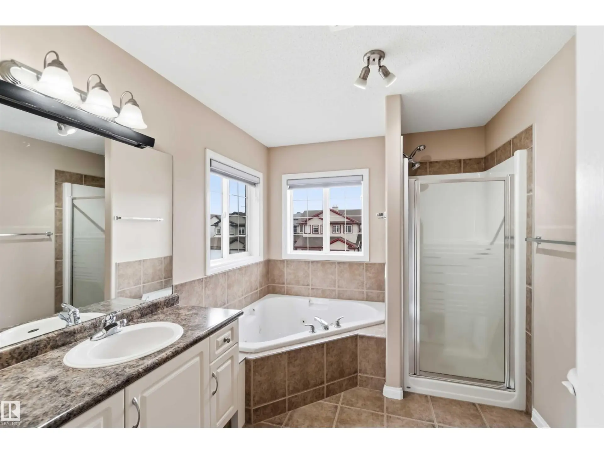 16412 60 ST NW - Image 13
