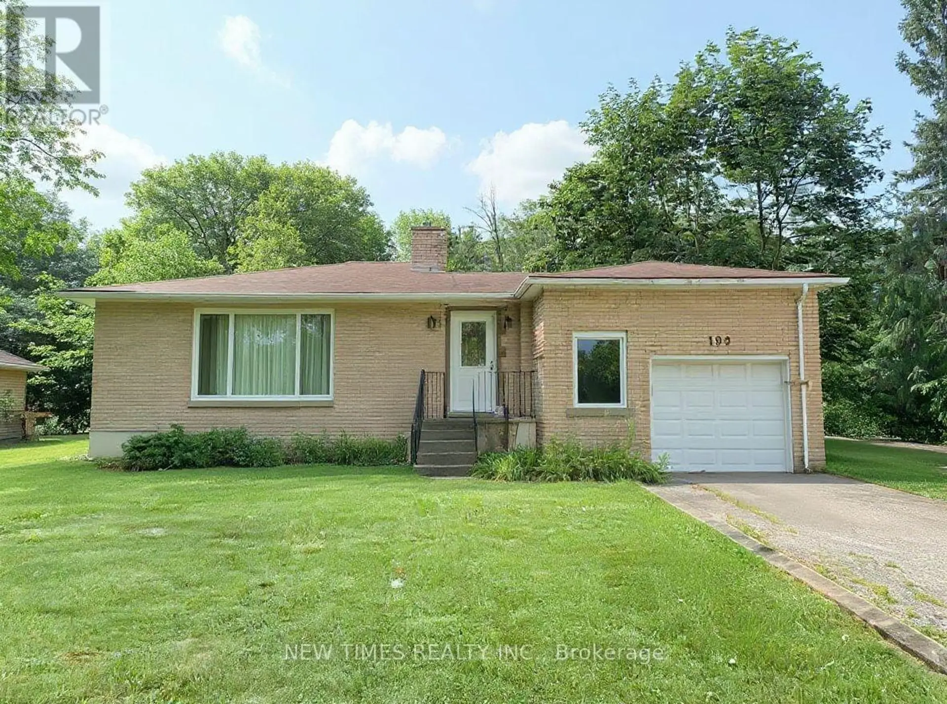 190 GLENDALE AVENUE - Image 1