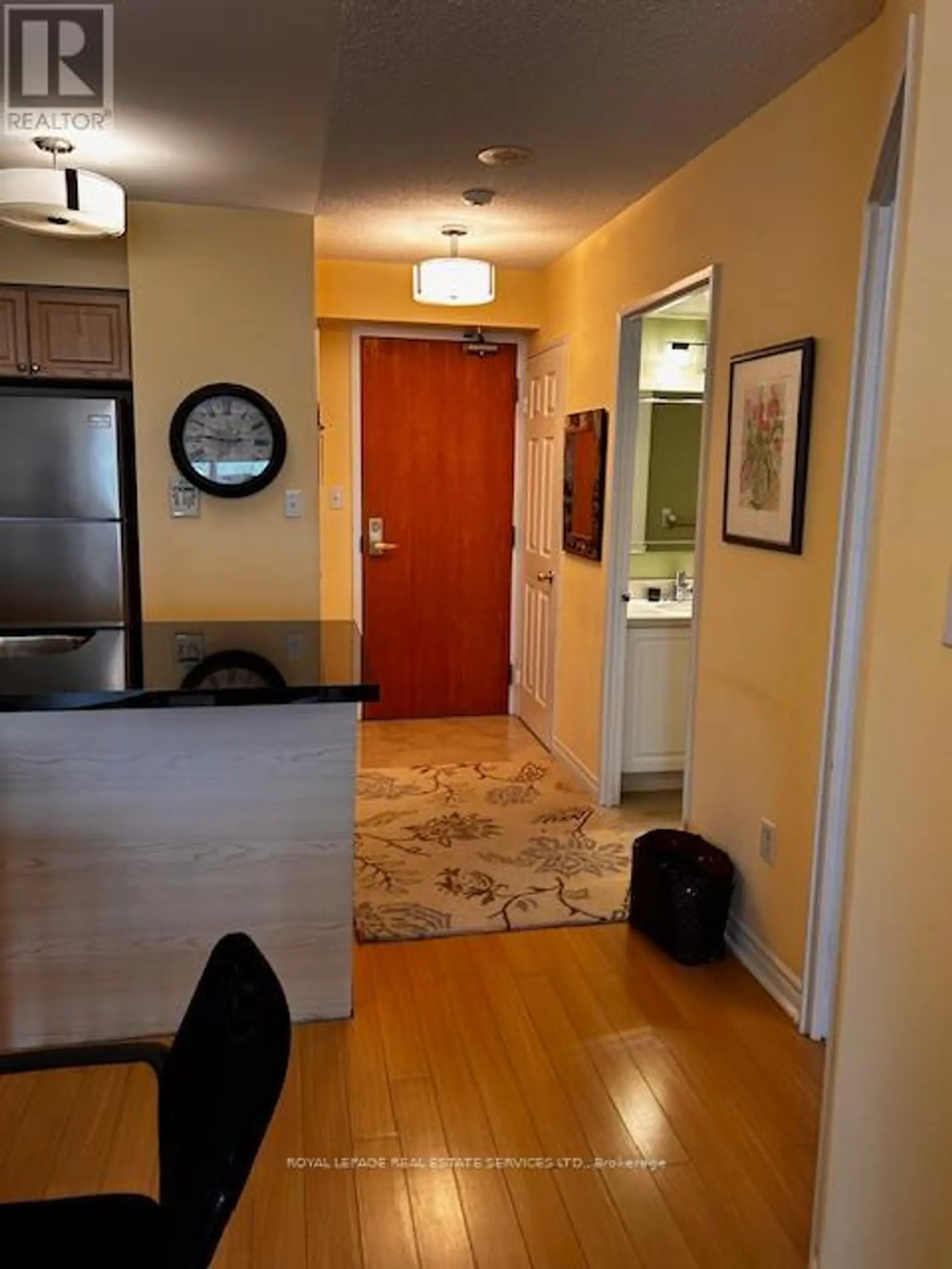 #212 195 MERTON STREET - Image 9