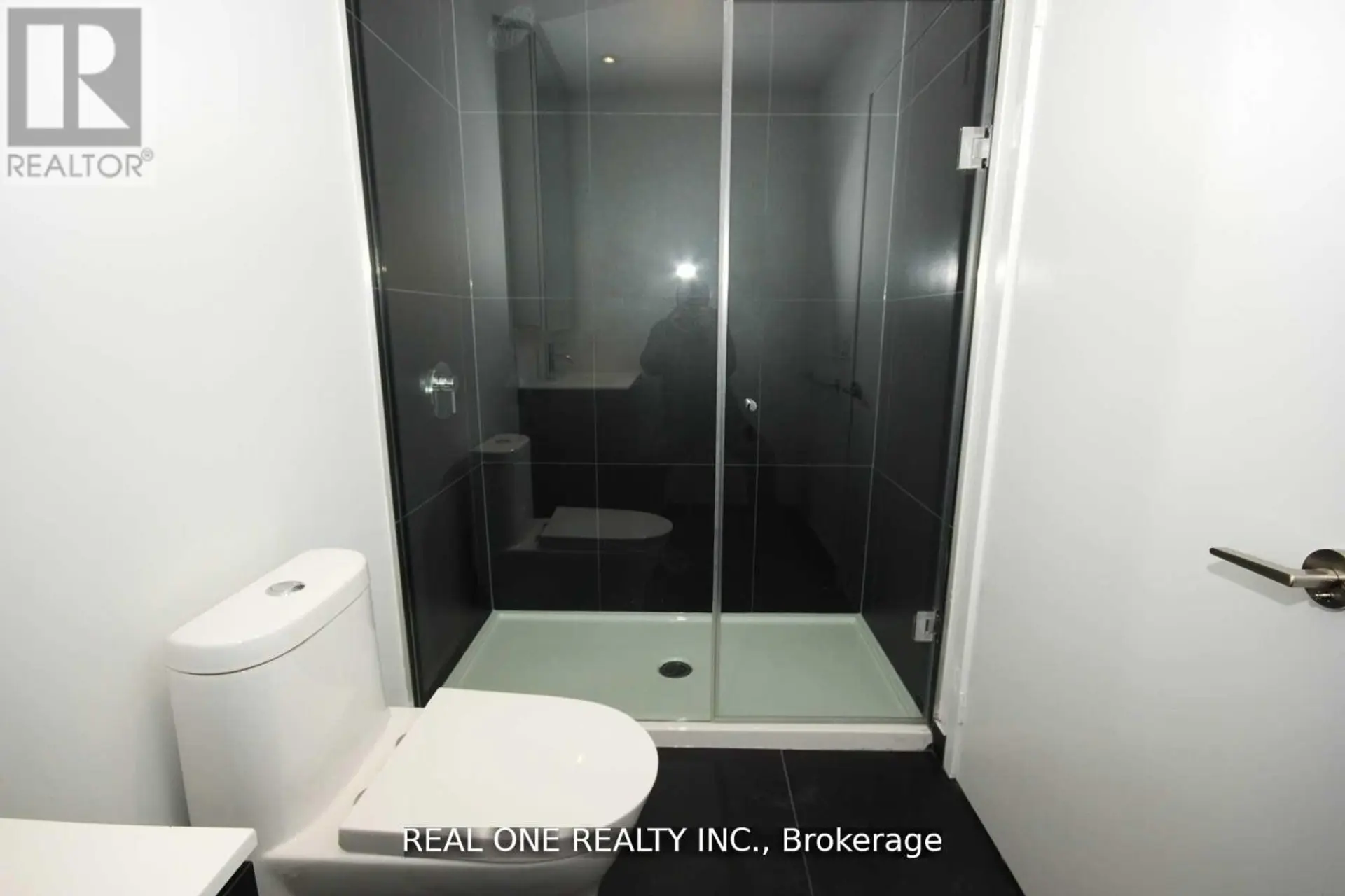 #2803 20 EDWARD STREET - Image 15