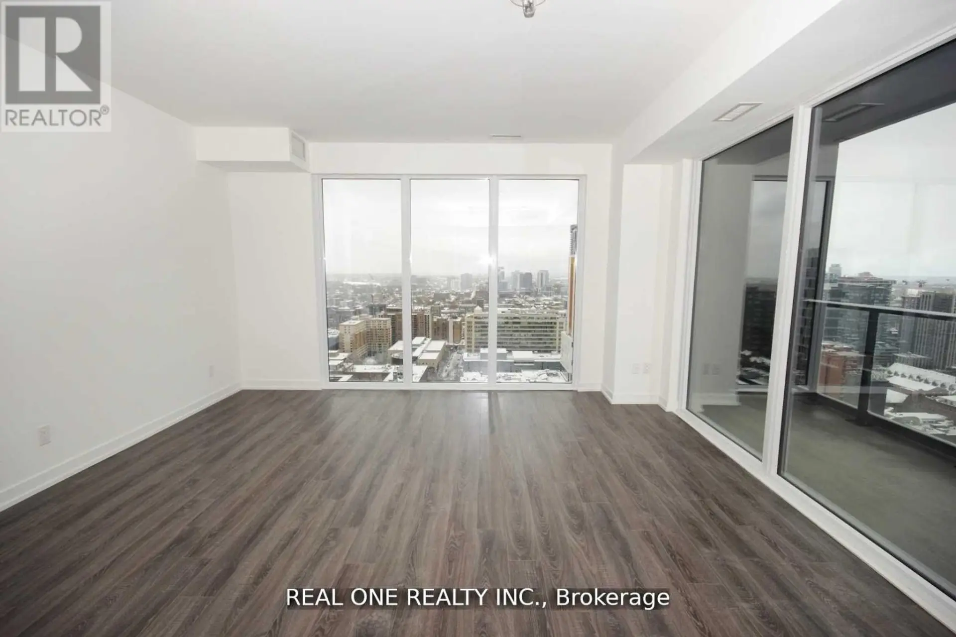 #2803 20 EDWARD STREET - Image 5