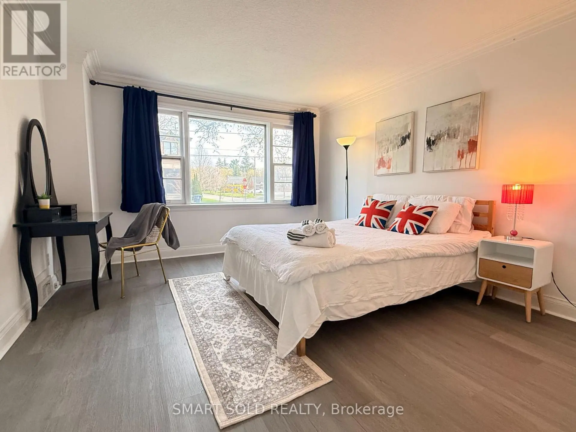 204 CAMERON AVENUE - Image 5