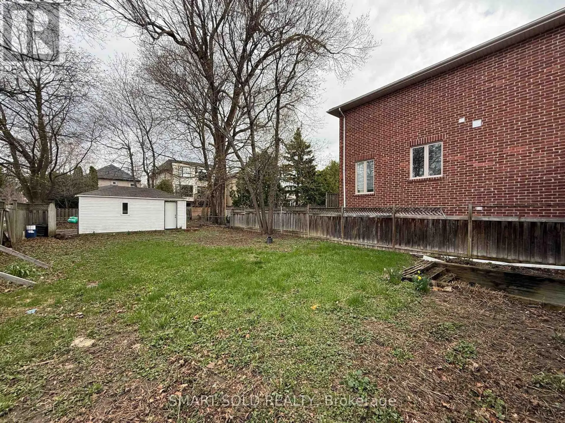 204 CAMERON AVENUE - Image 15