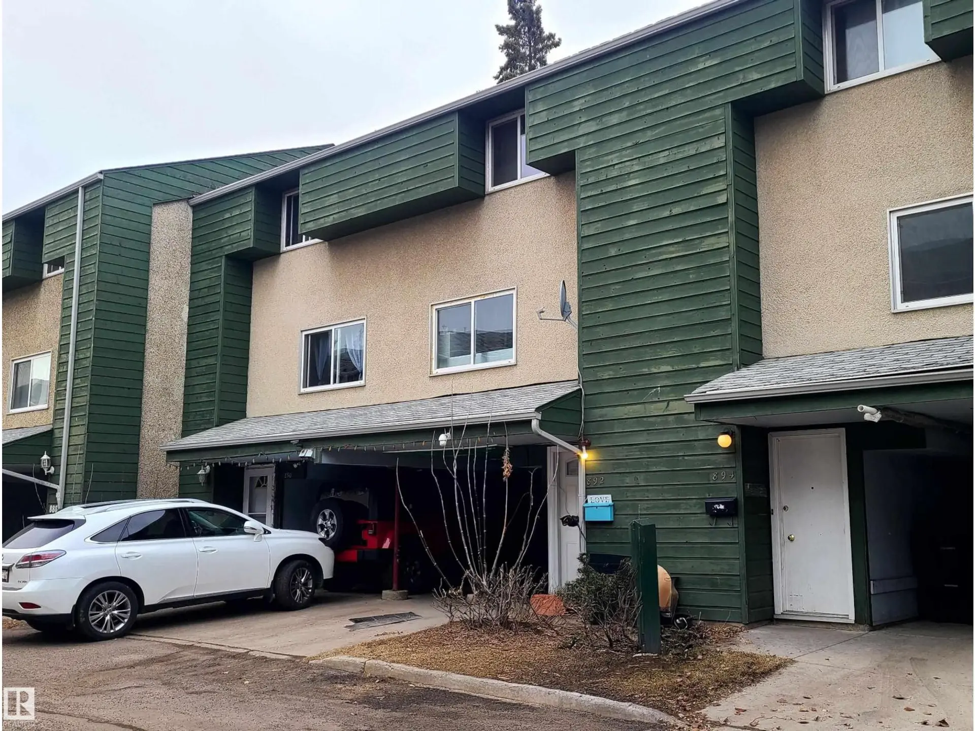 892 Abbottsfield RD NW NW - Image 1