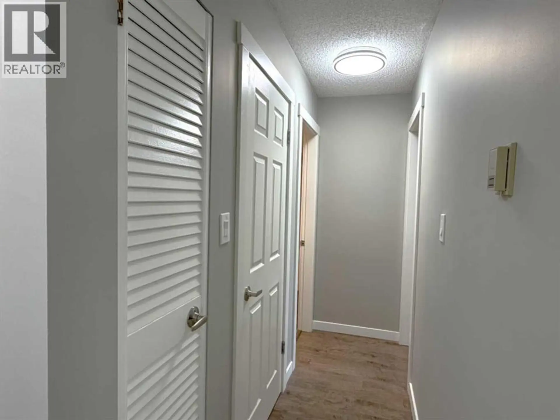 #302 635 56 Avenue SW - Image 10