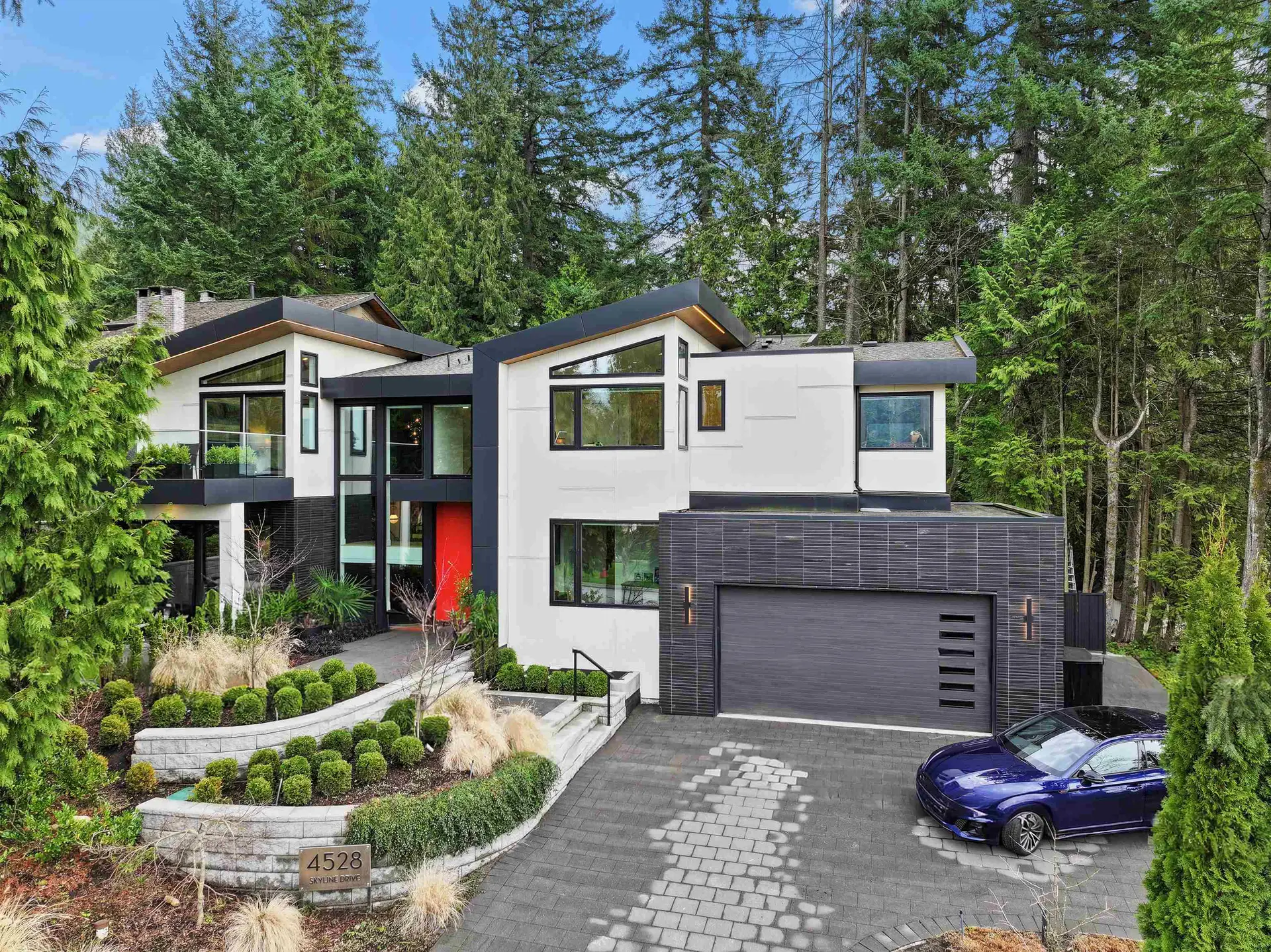 Property at 4528 Skyline Drive, North Vancouver, BC