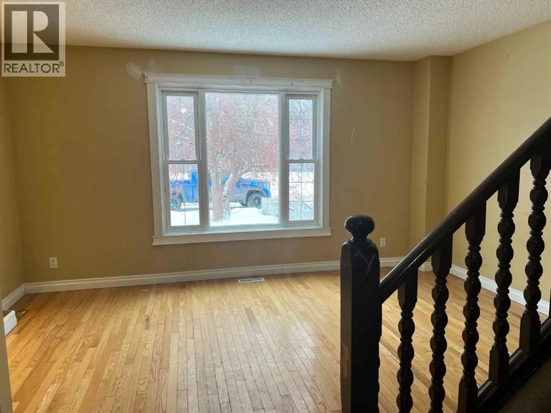 893 Timberline - Image 6