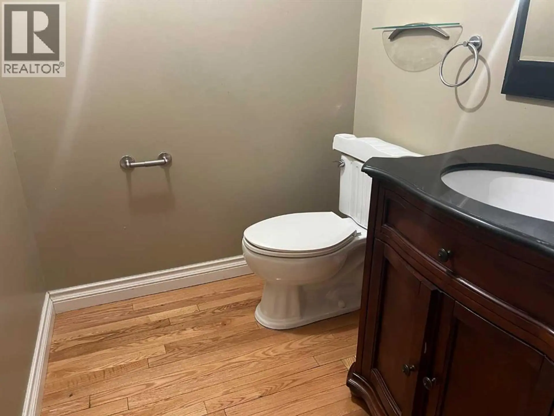 893 Timberline - Image 16