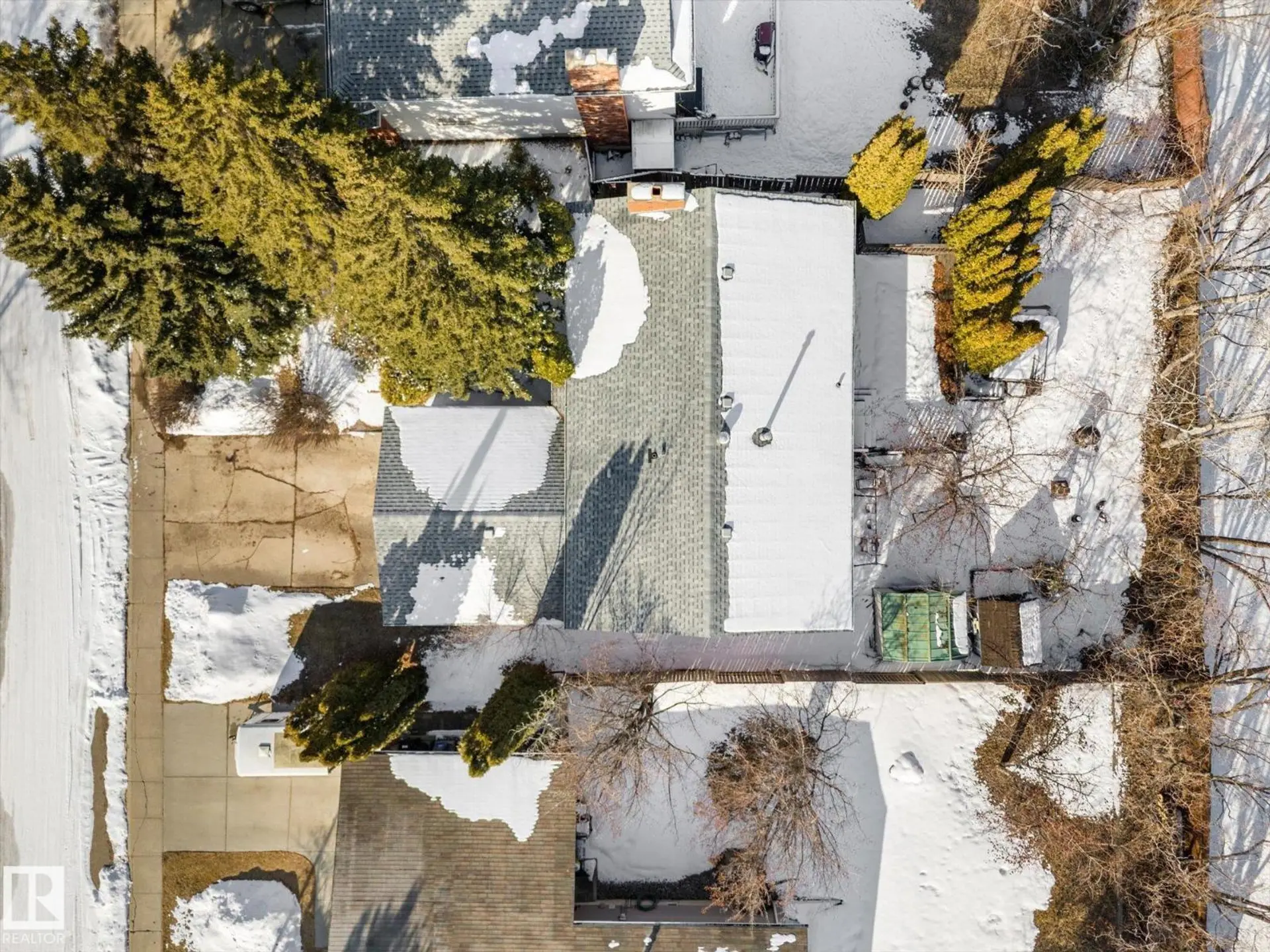 11520 33A AV NW - Image 4