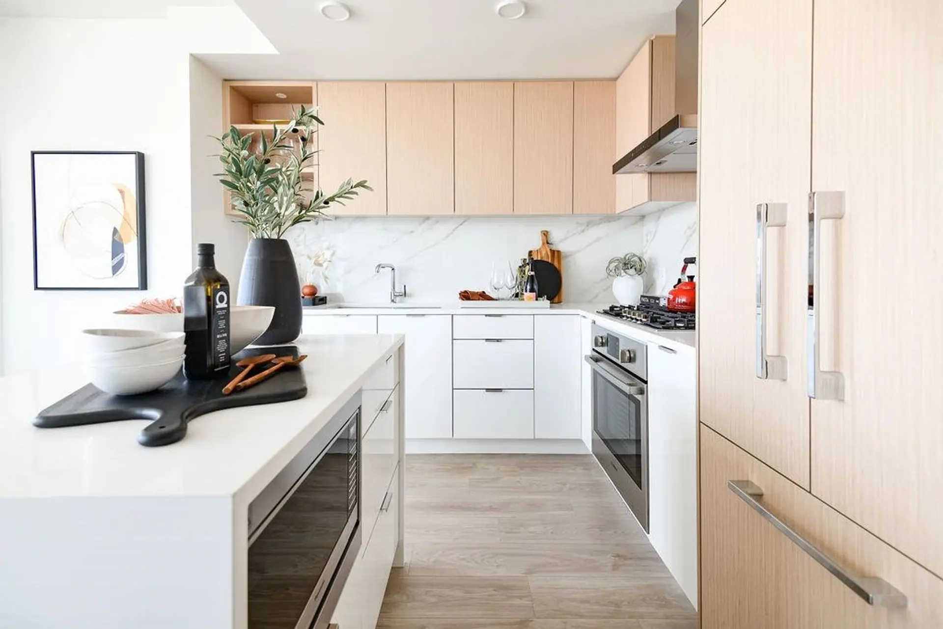 #1101 4988 Bennett Street - Image 4