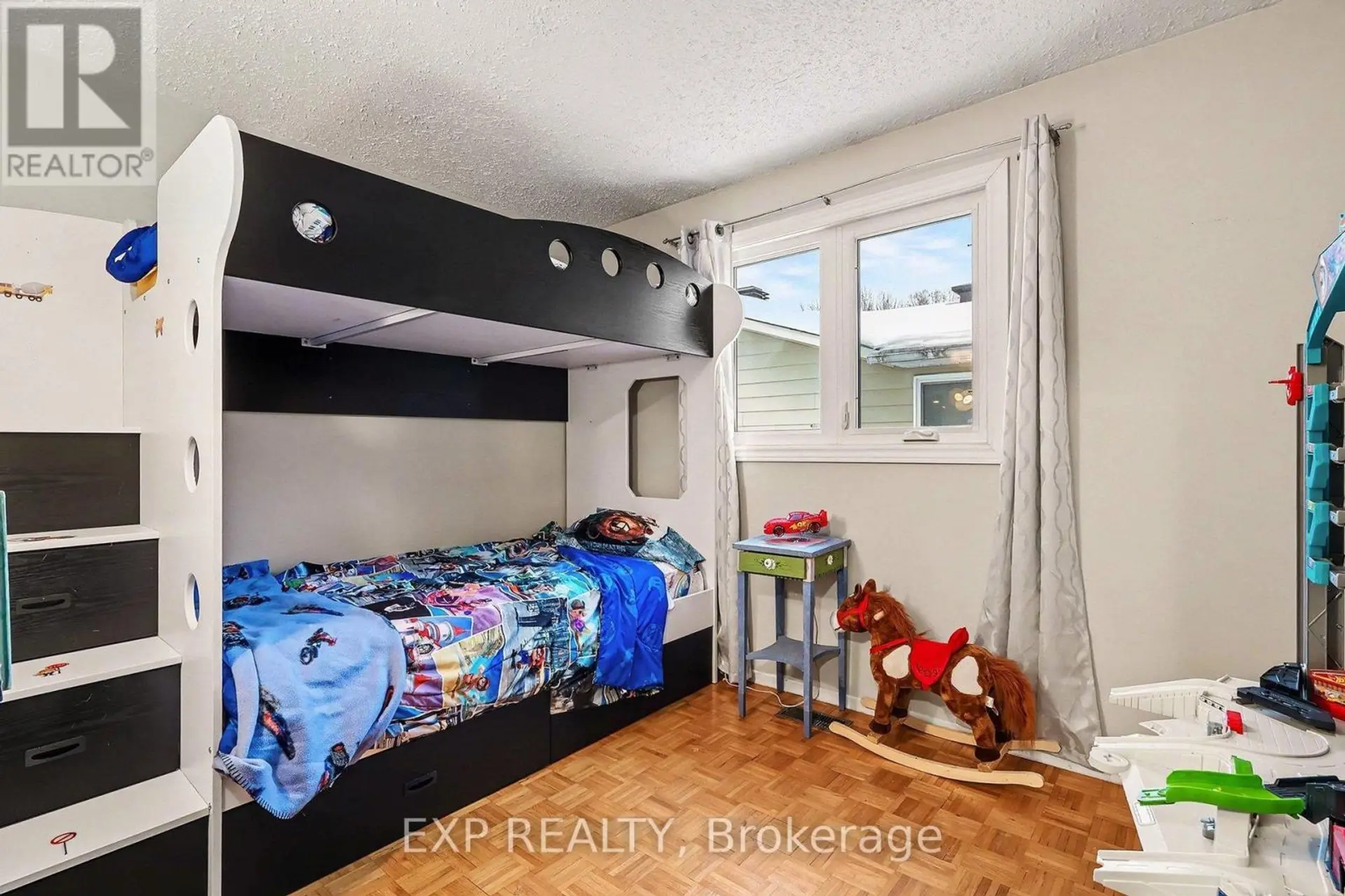 15 WEDGEWOOD CRESCENT - Image 13