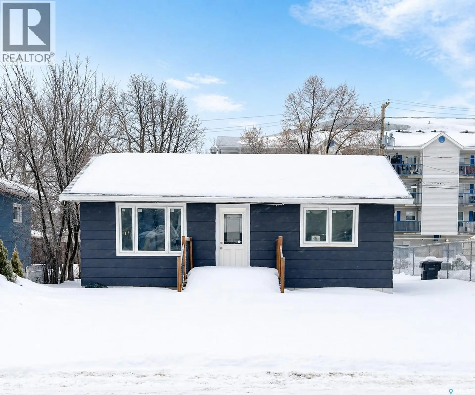 118 26th STREET W - Image 1