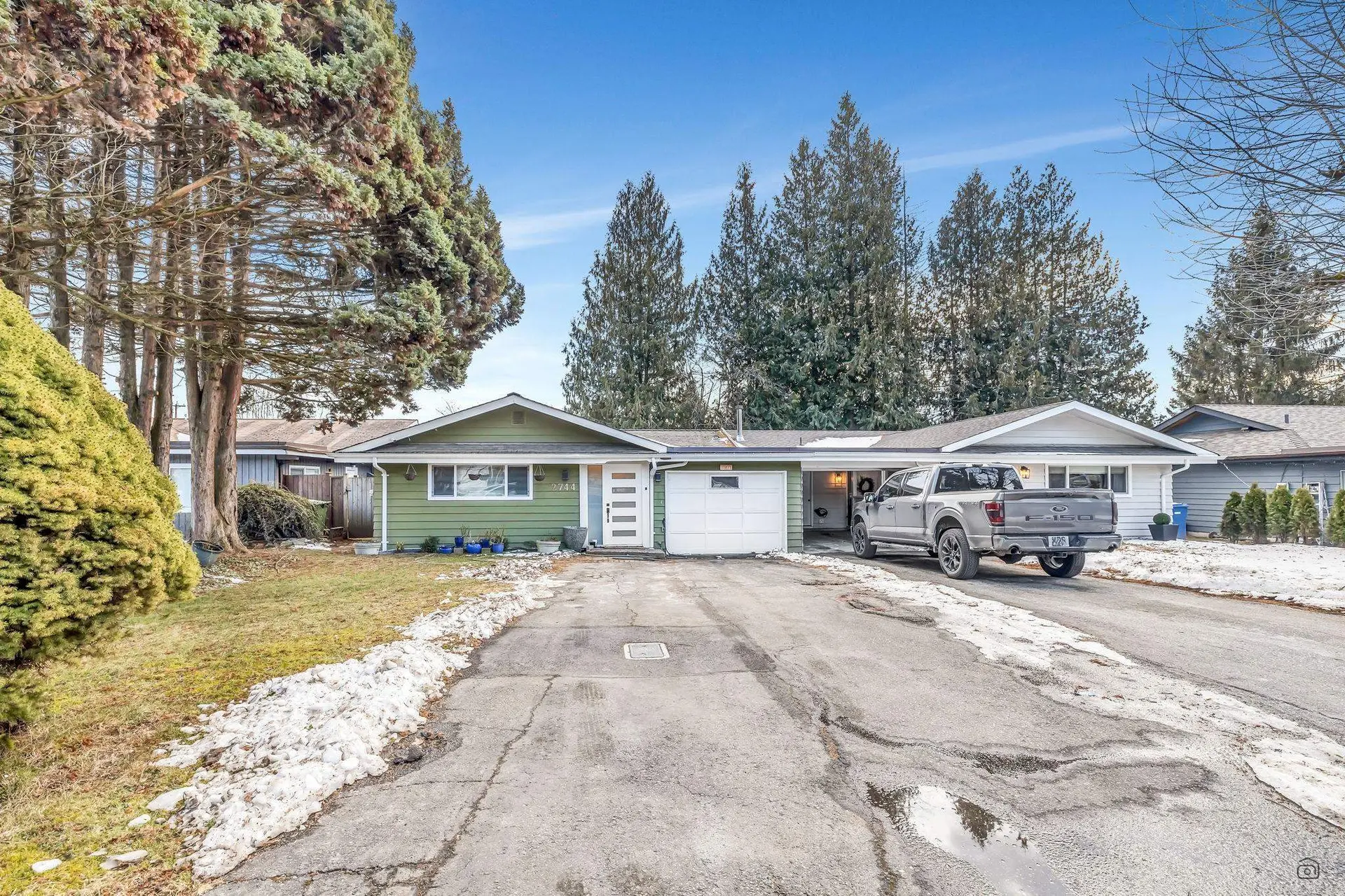 Property at 2744 Sandon Drive, Abbotsford, BC