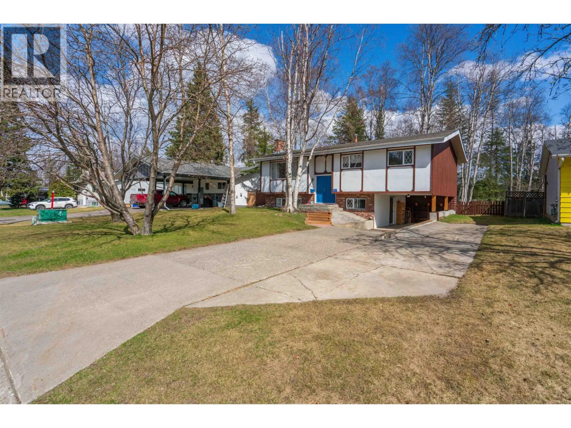 Property at 2566 BORDEN CRESCENT, Prince George, BC