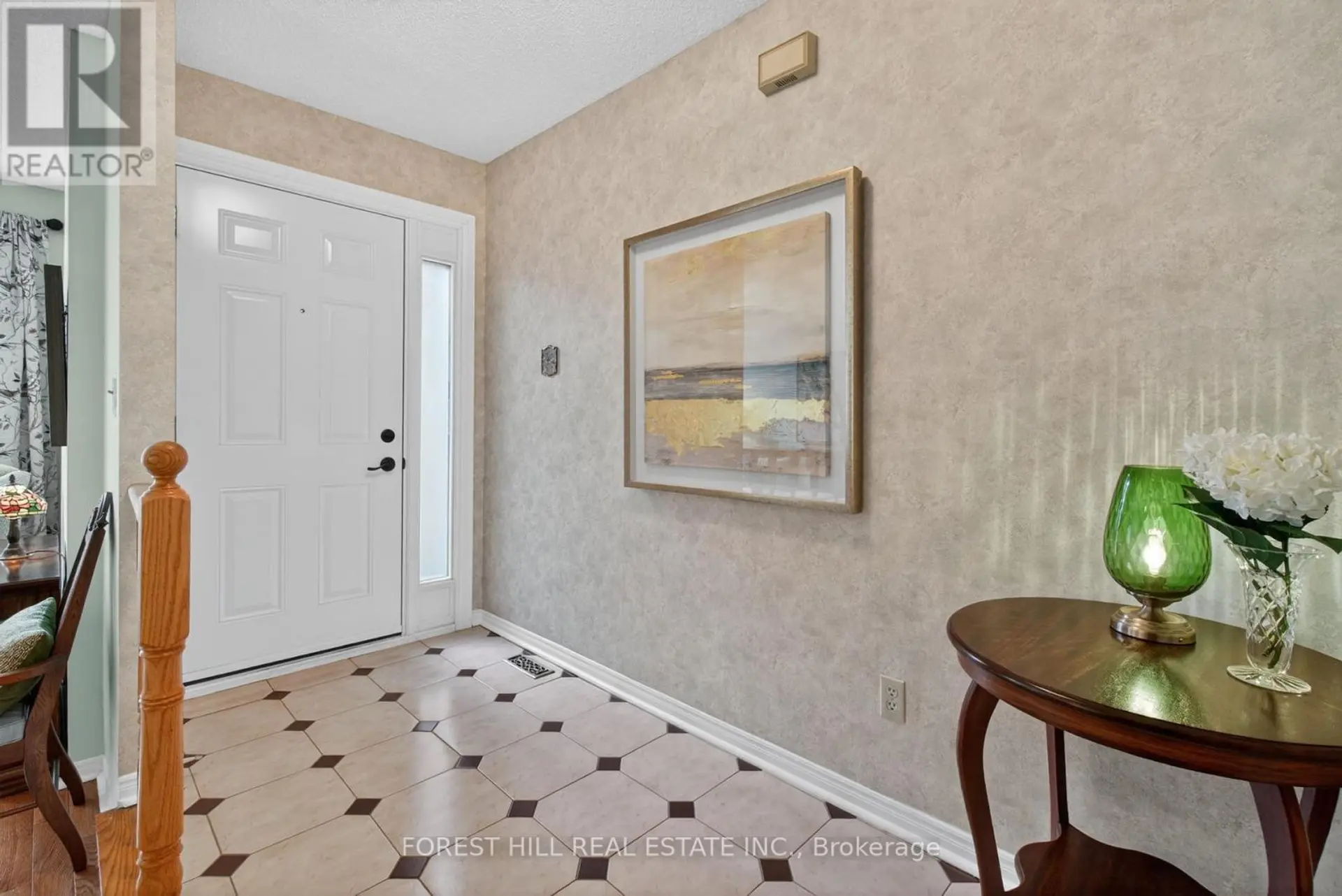 #30 4635 REGENTS TERRACE - Image 3