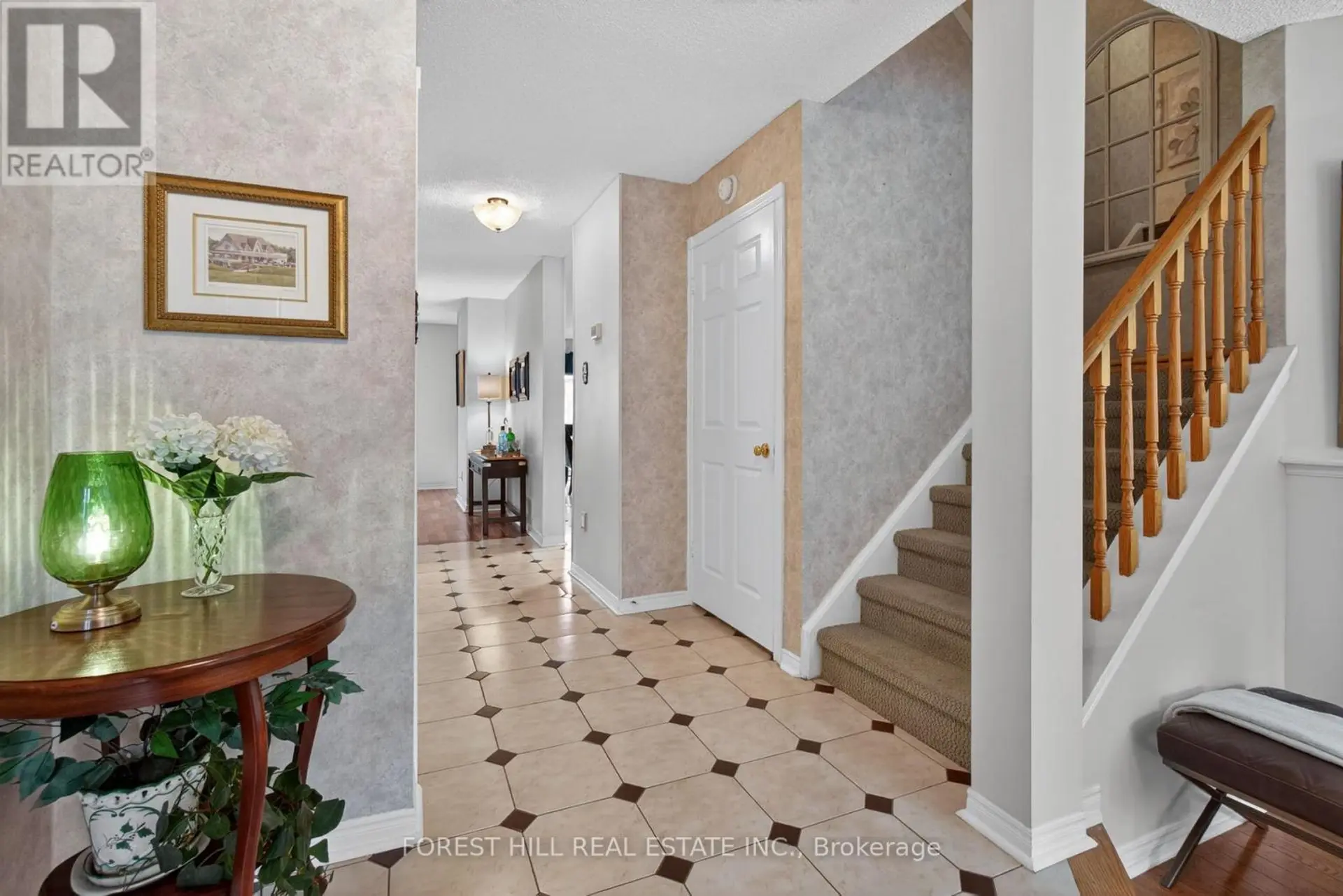 #30 4635 REGENTS TERRACE - Image 4