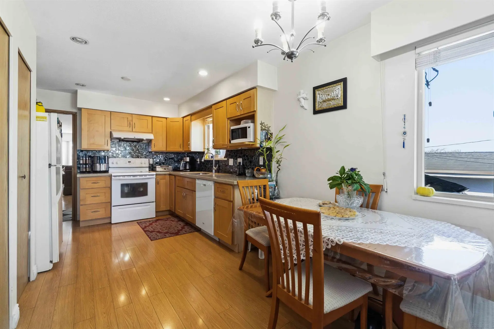 549 E 56th Avenue - Image 3