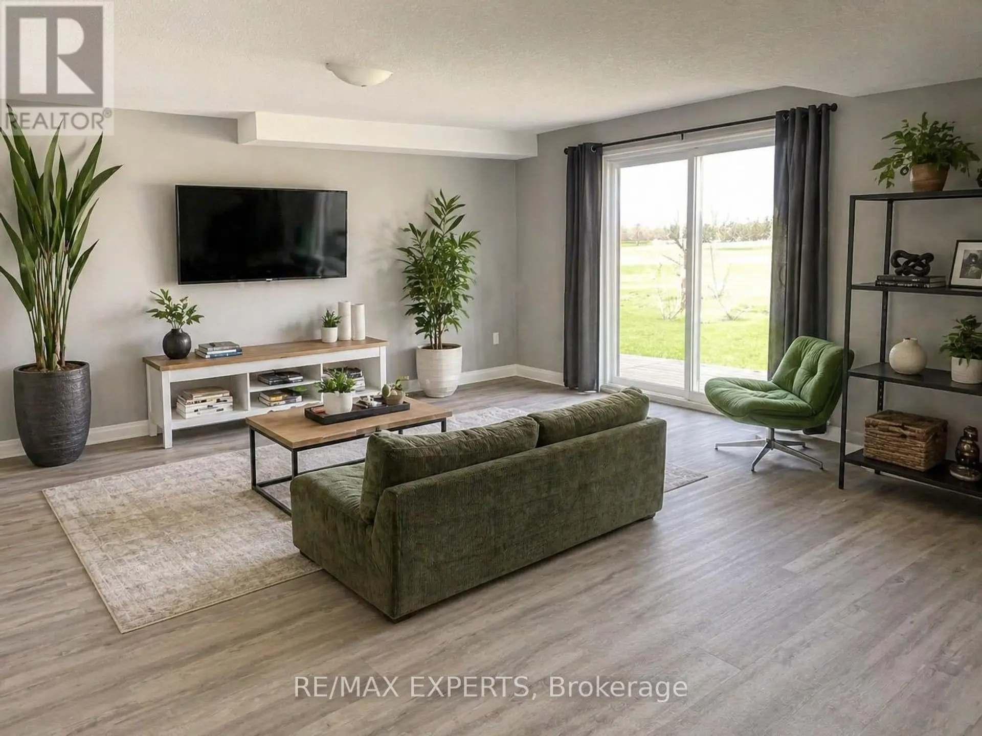 150 BRIDGE CRESCENT - Image 12