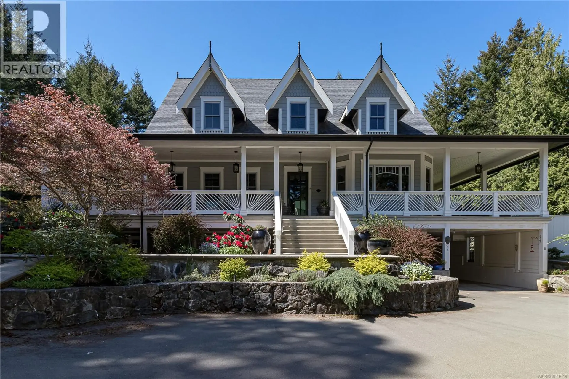 Property at 643 Southwood Dr, Highlands, BC