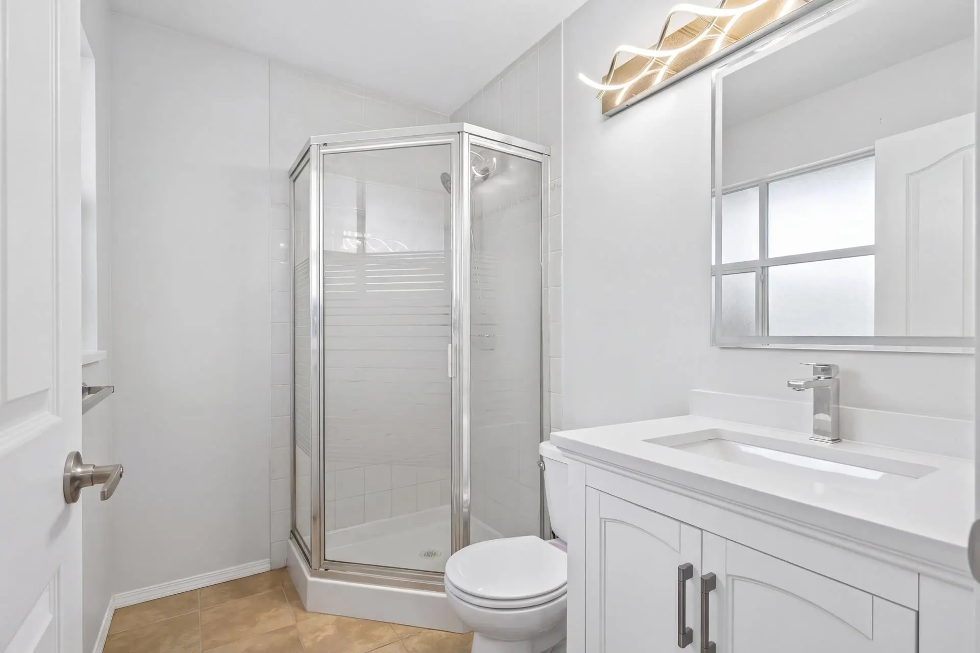 #34 2450 Hawthorne Avenue - Image 10