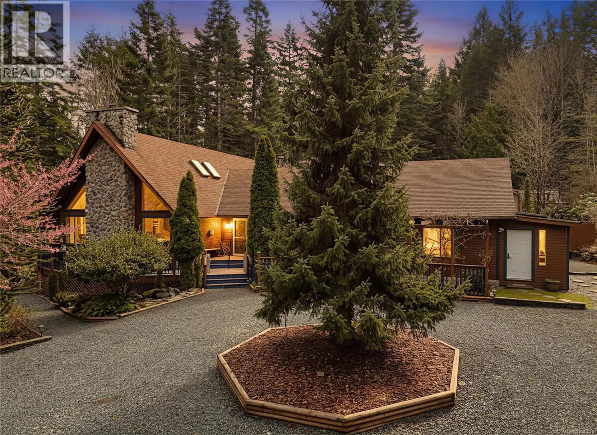 Property at 6907 Sellars Rd, Sooke, BC
