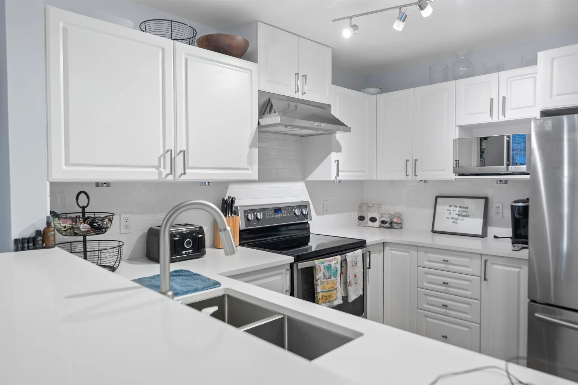 Property at #304 137 W 17th Street, North Vancouver, BC