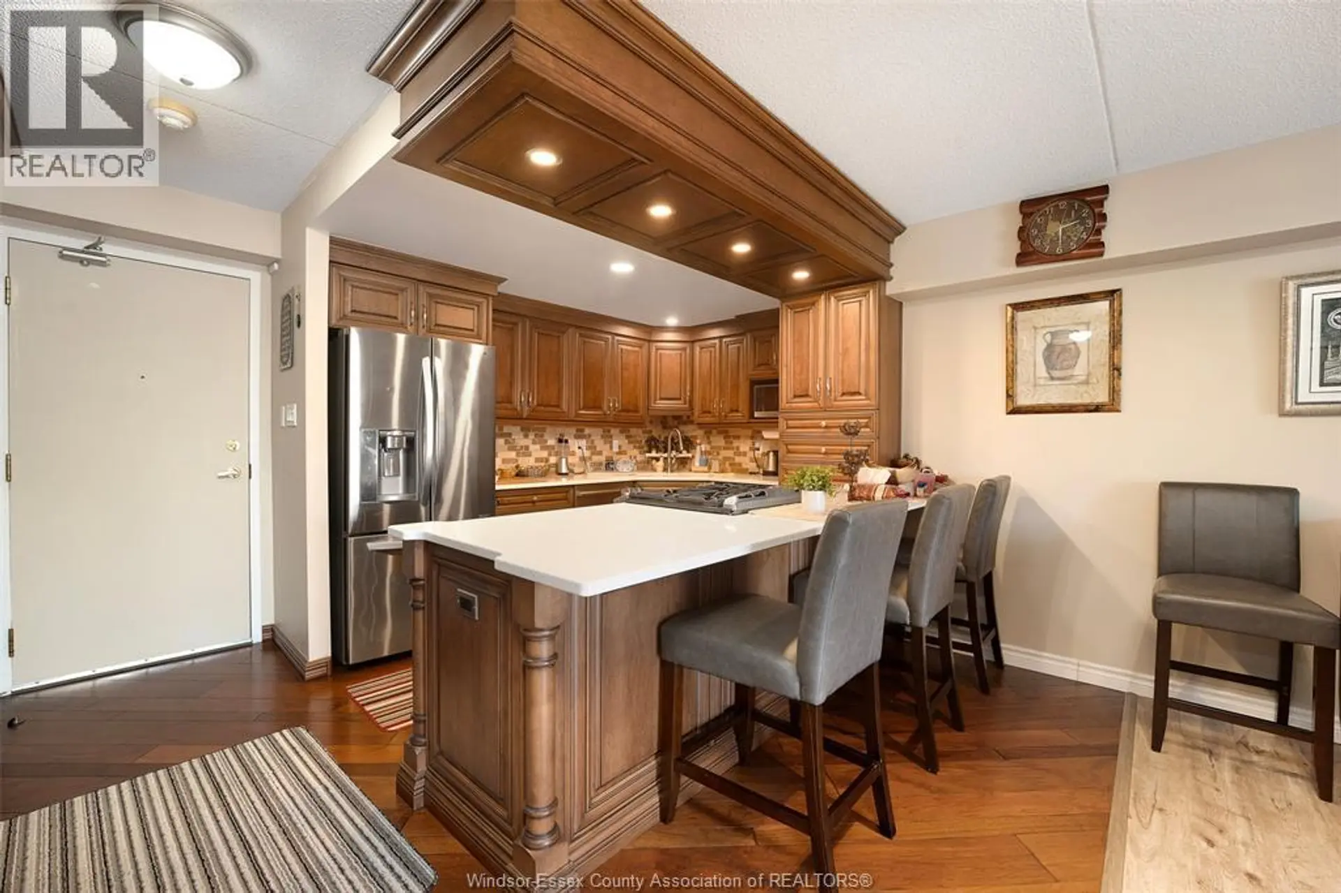 #205 401 GRAND MARAIS ROAD West - Image 12