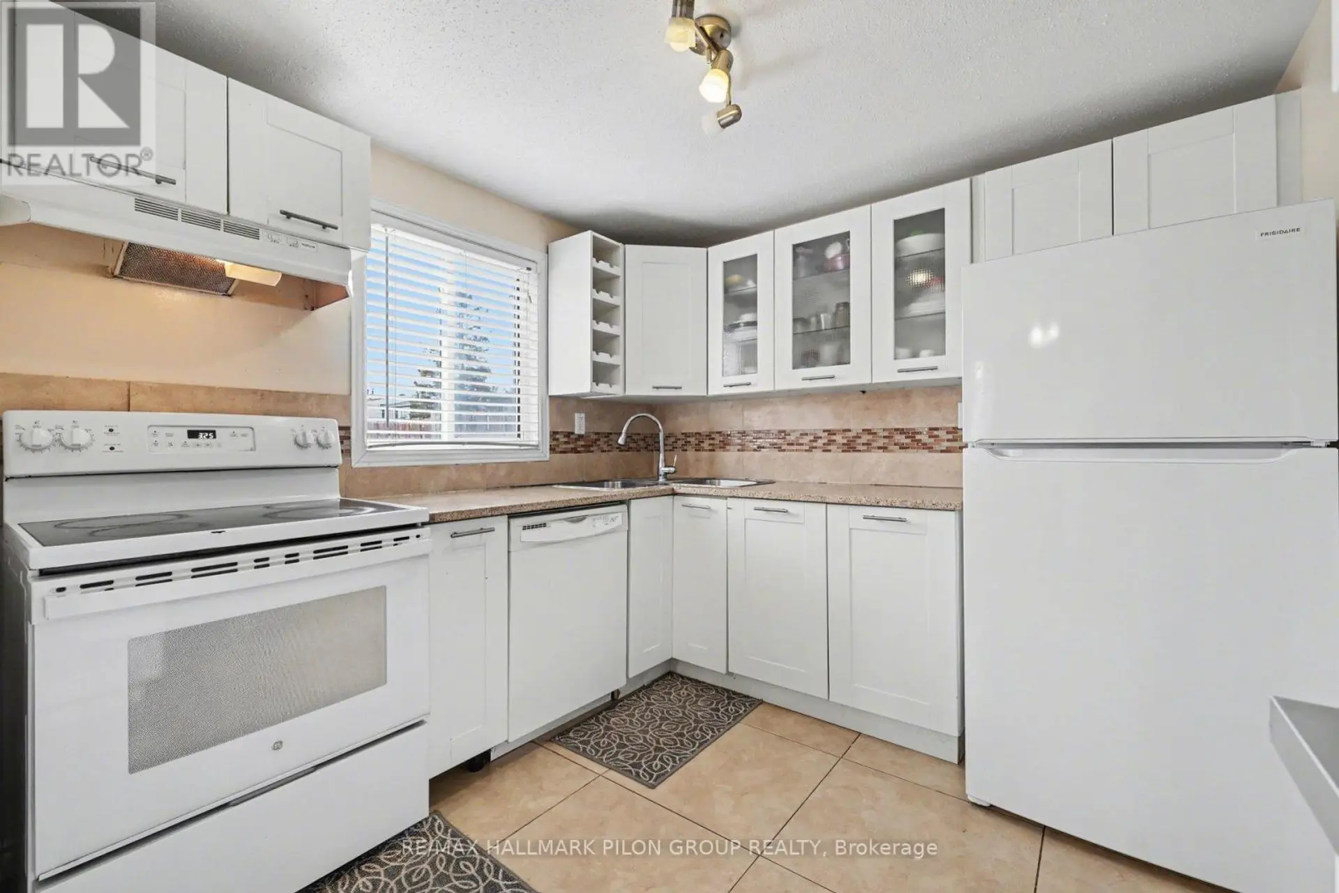 #C 1540 BEAVERPOND DRIVE - Image 8