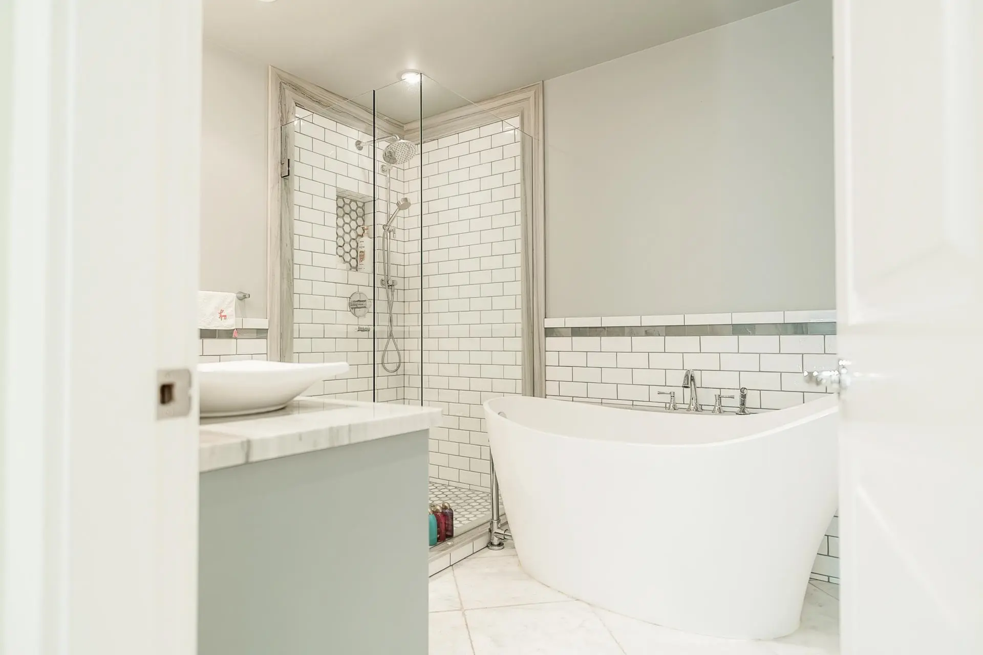 #501 4685 Valley Drive - Image 13