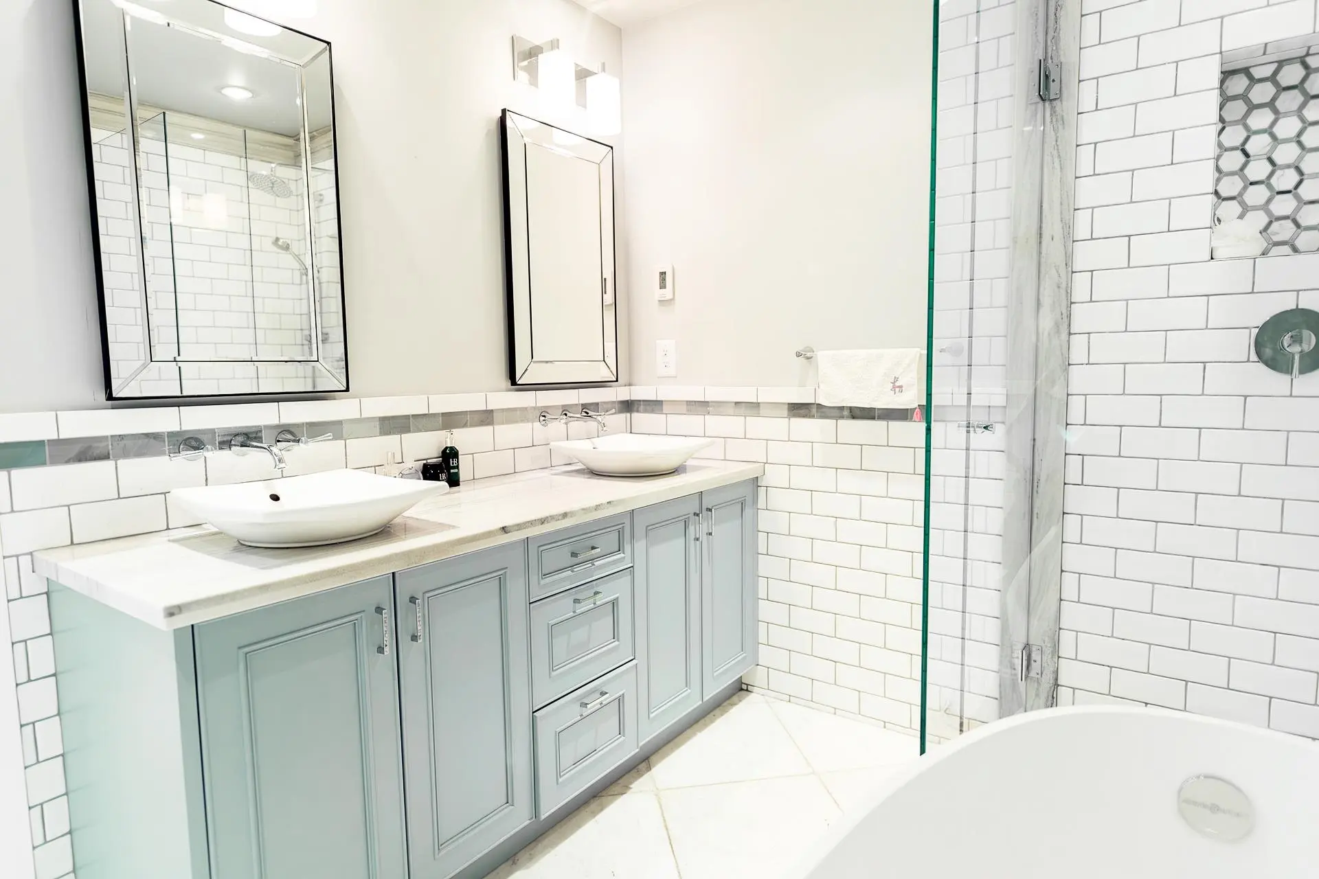 #501 4685 Valley Drive - Image 12