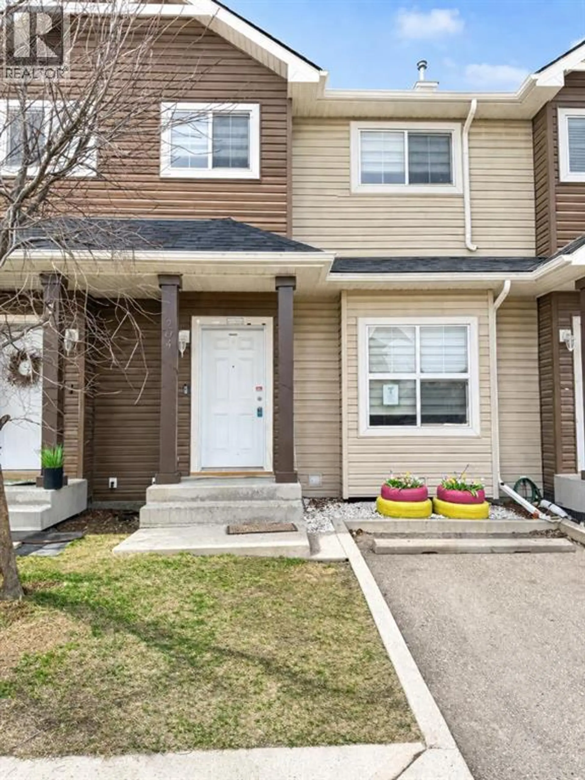 #204 111 Tarawood Lane NE - Image 1