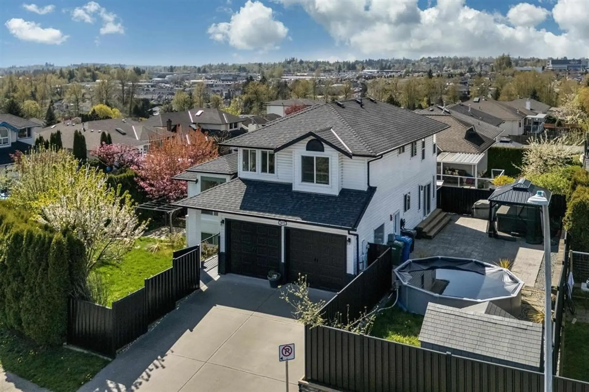Property at 3073 Kingfisher Drive, Abbotsford, BC