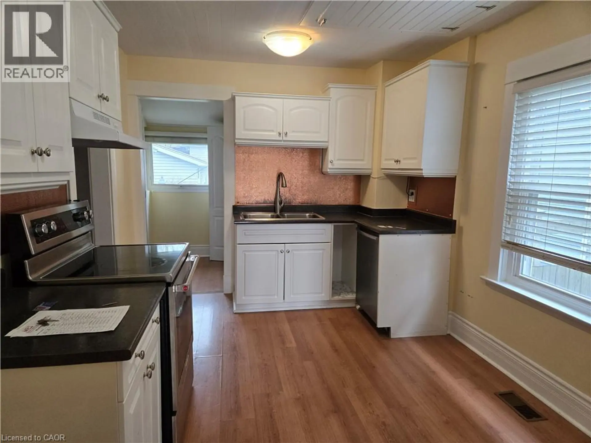 4 HAIG Street - Image 5