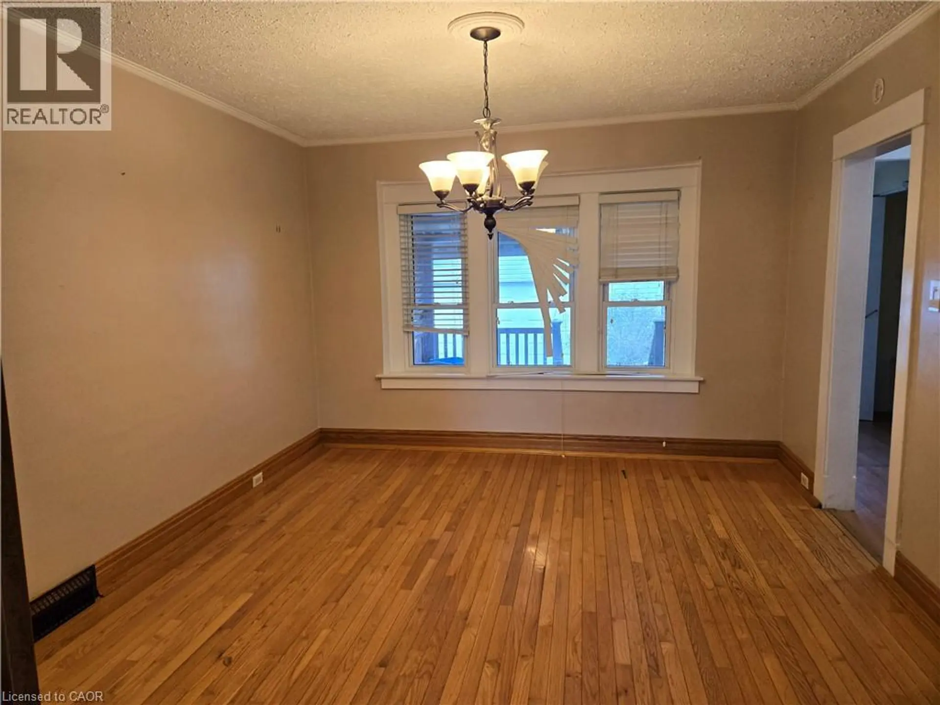 4 HAIG Street - Image 6