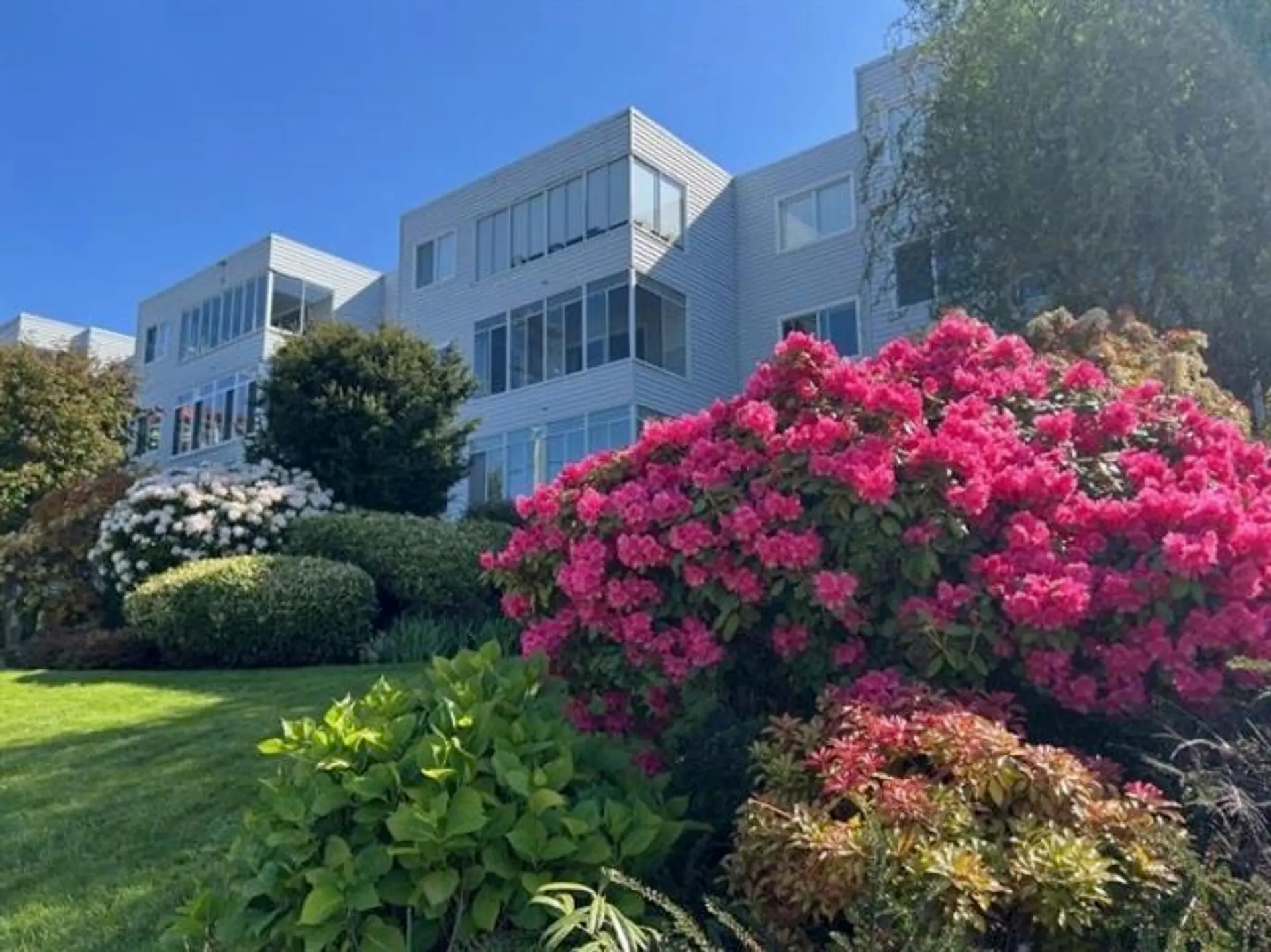 Property at #302 1354 Winter Street, White Rock, BC