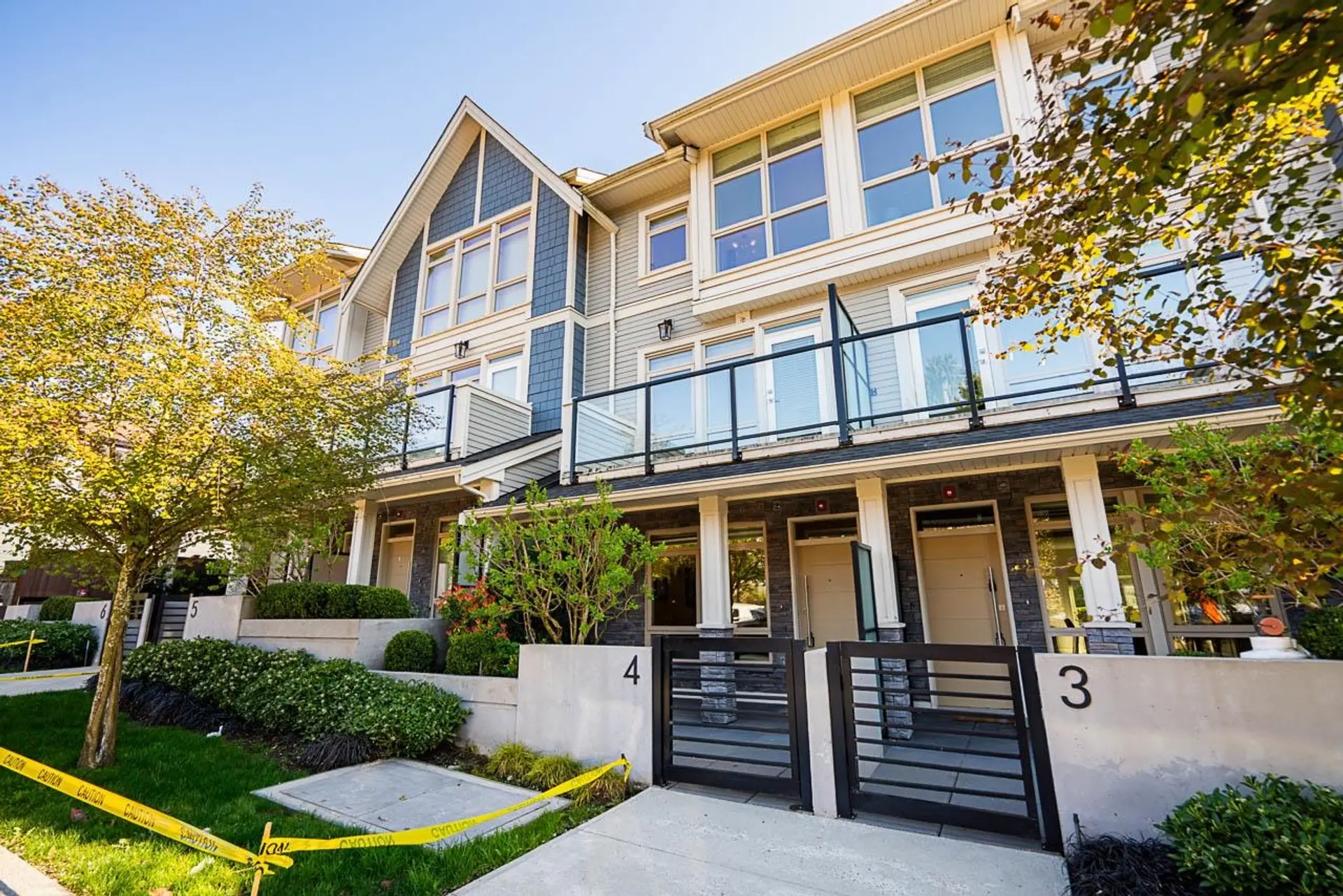 Property at #4 115 W Queens Road, North Vancouver, BC