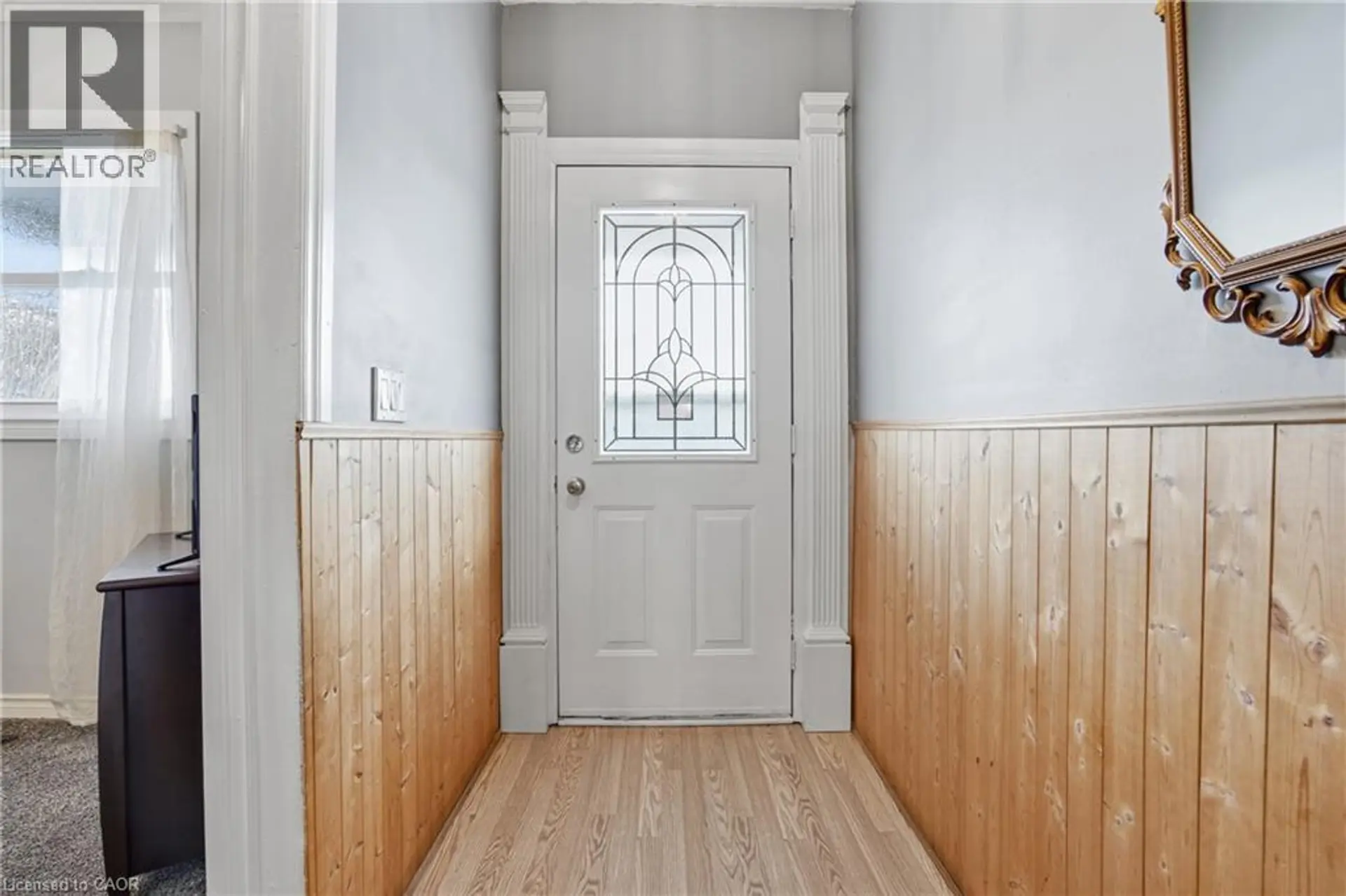 16 ALBEMARLE Street - Image 2