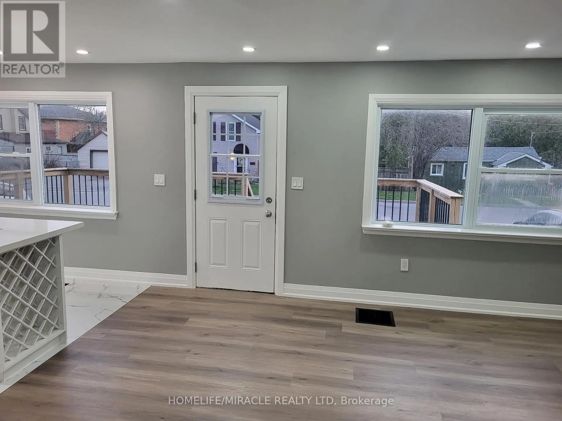 254 MARGARET STREET - Image 4