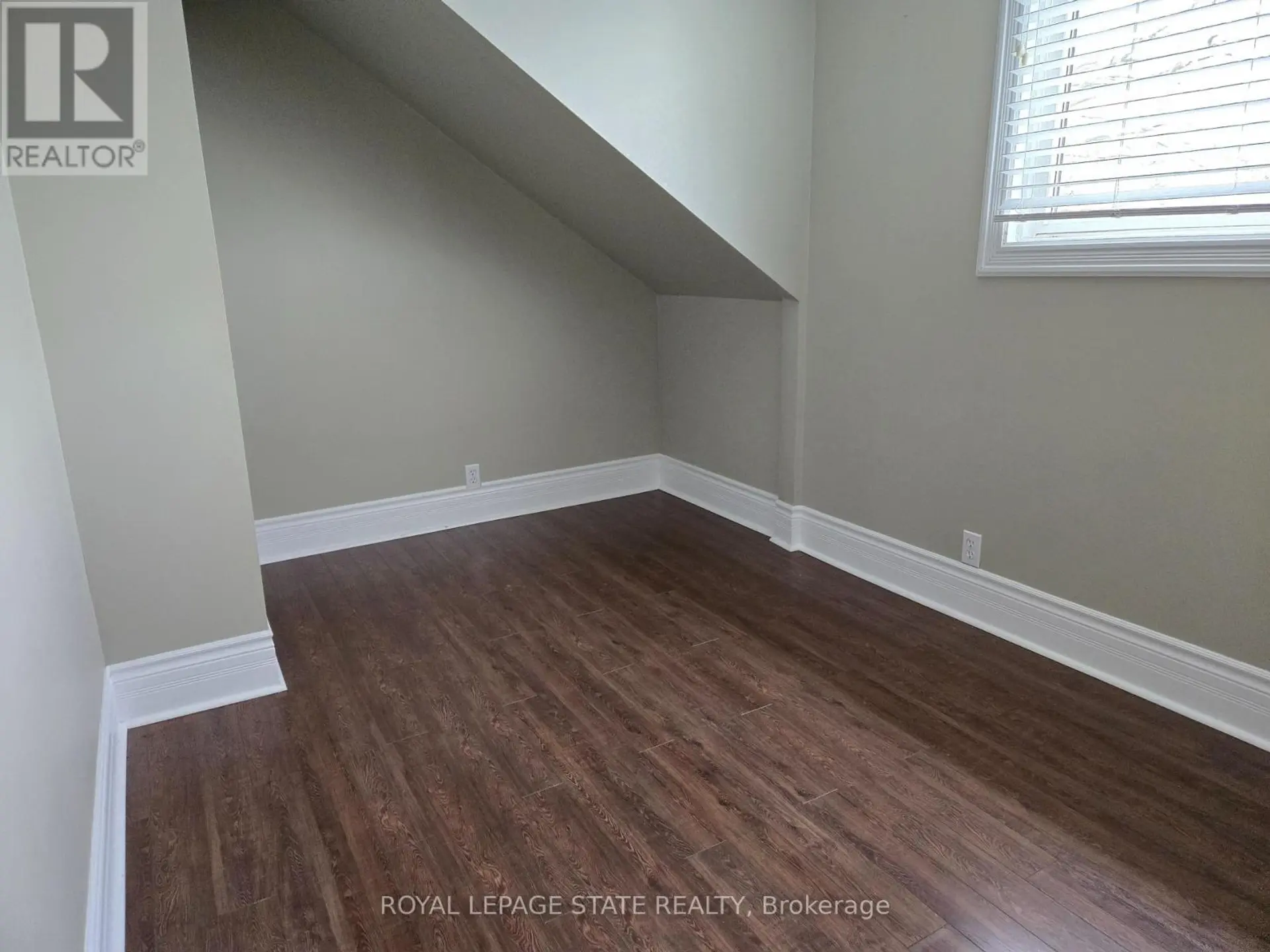 4 HAIG STREET - Image 9
