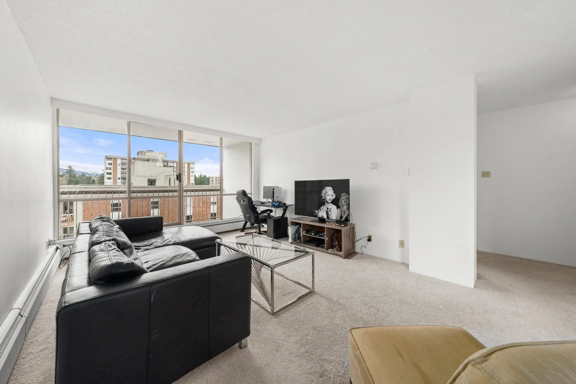 Property at #1404 2016 Fullerton Avenue, North Vancouver, BC